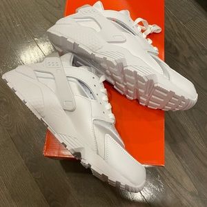 Nike Air Huarache - White/Pure Platinum